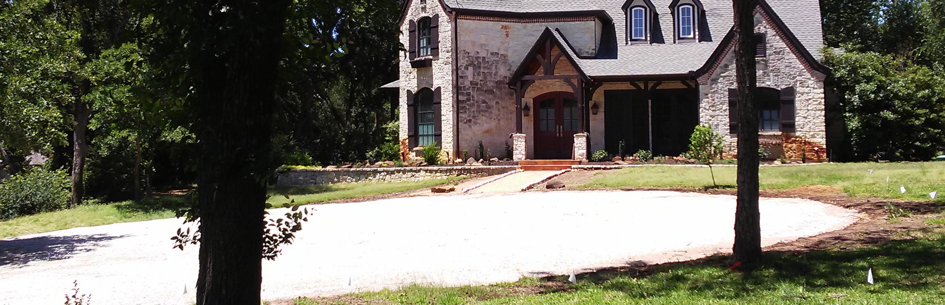 Circular Gravel Driveway Installation